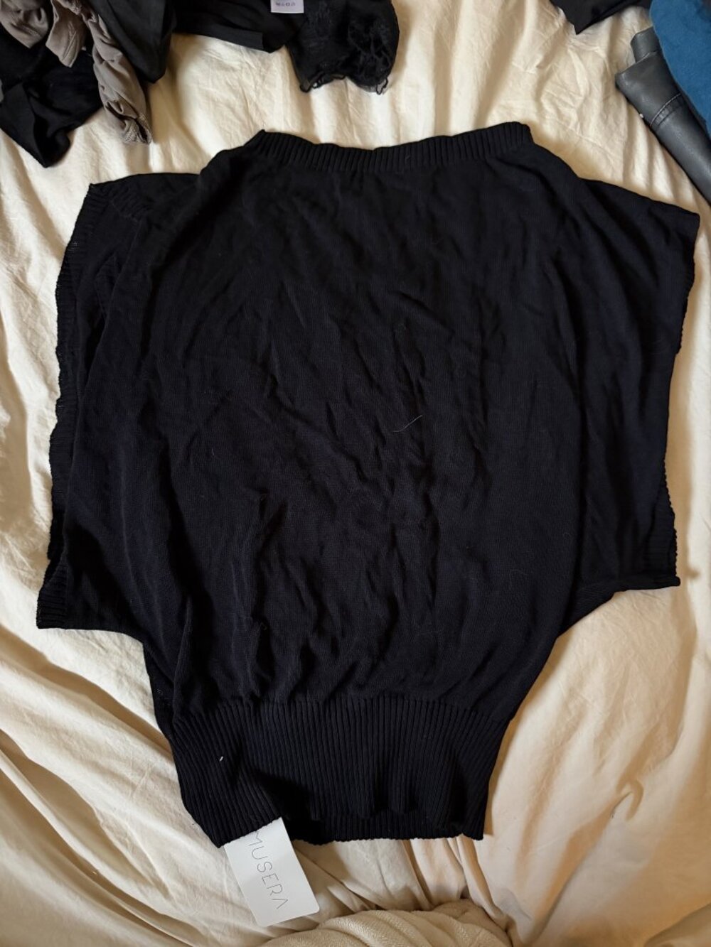 NWT Musera Black Knit Short Sleeve Sweater Top M Viscose Relaxed Fit